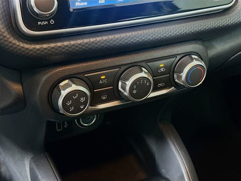 Used 2024 Nissan Kicks S FWD image 22