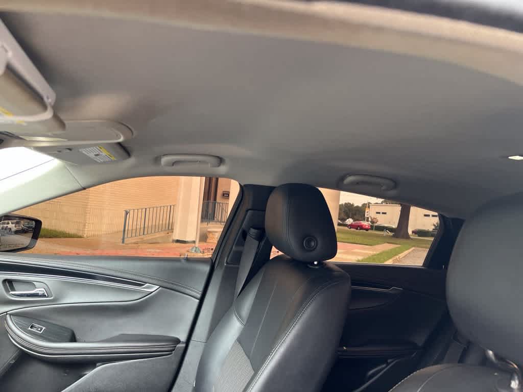Used 2019 Chevrolet Impala LT FWD image 11