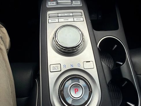Used 2023 Genesis Electrified GV70 AWD/4WD image 12