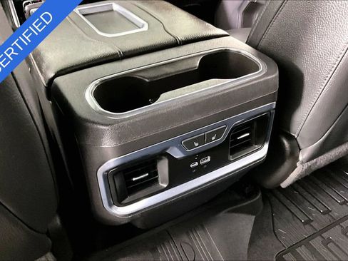 Used 2022 GMC Sierra 1500 Denali w/ Denali Reserve Package AWD/4WD image 9