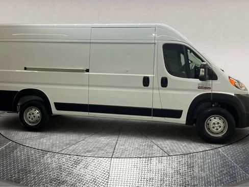 Used 2022 RAM ProMaster 3500 w/ Premium Convenience Group image 9