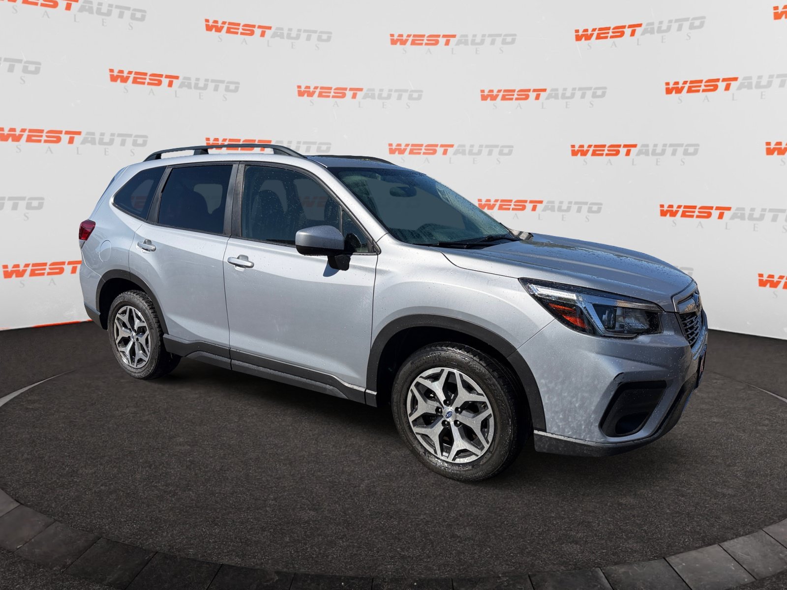 Used 2020 Subaru Forester Premium AWD/4WD image 7