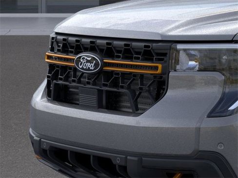 New 2025 Ford Maverick Tremor image 18