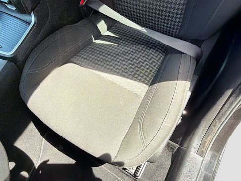 Used 2023 Dodge Charger SXT RWD image 19