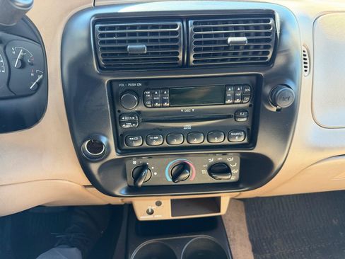 Used 2001 Ford Ranger XLT RWD image 30