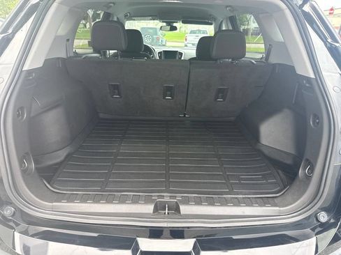 Used 2022 GMC Terrain SLE AWD/4WD image 8