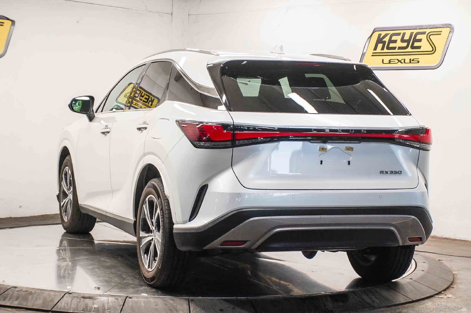 Used 2023 Lexus RX 350 Premium w/ Cold Area Package FWD image 2