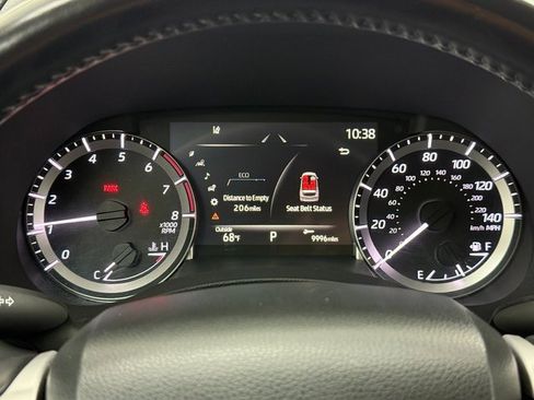 Used 2023 Toyota Highlander XLE image 16