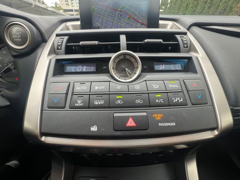 Used 2016 Lexus NX 200t FWD image 19