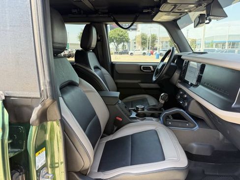 Used 2023 Ford Bronco Wildtrak AWD/4WD image 30