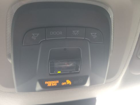Used 2025 Toyota Corolla LE FWD image 30