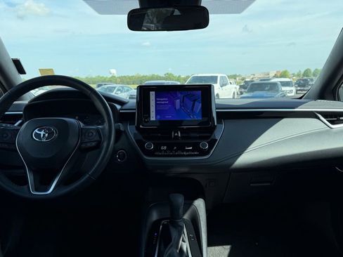 Used 2023 Toyota Corolla SE image 16