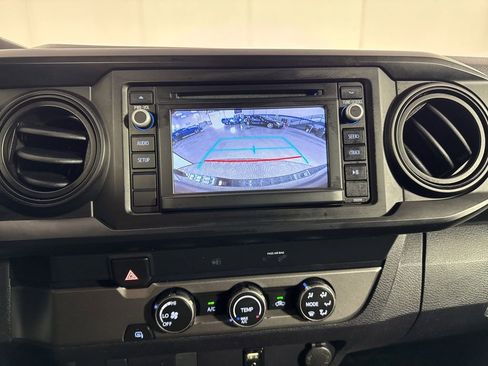 Used 2019 Toyota Tacoma SR w/ SR Convenience Package RWD image 27