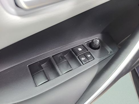 Used 2023 Toyota Corolla SE FWD image 19