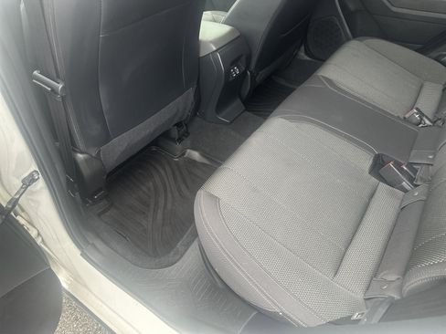 Used 2024 Subaru Crosstrek 2.0i Premium AWD/4WD image 19