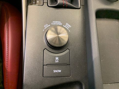 Used 2020 Lexus IS 350 F Sport w/ F Sport Package AWD/4WD image 37