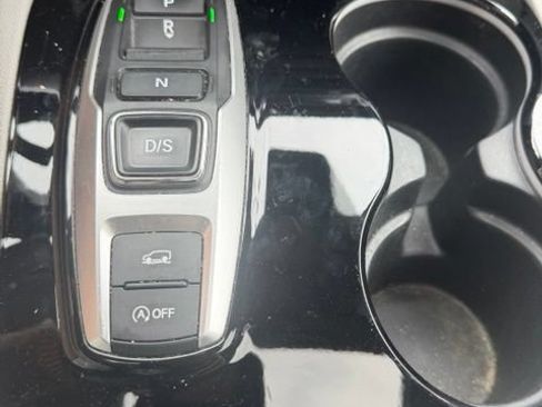 Used 2020 Honda Pilot Touring image 27