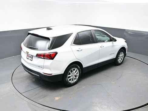 Used 2023 Chevrolet Equinox LT image 38
