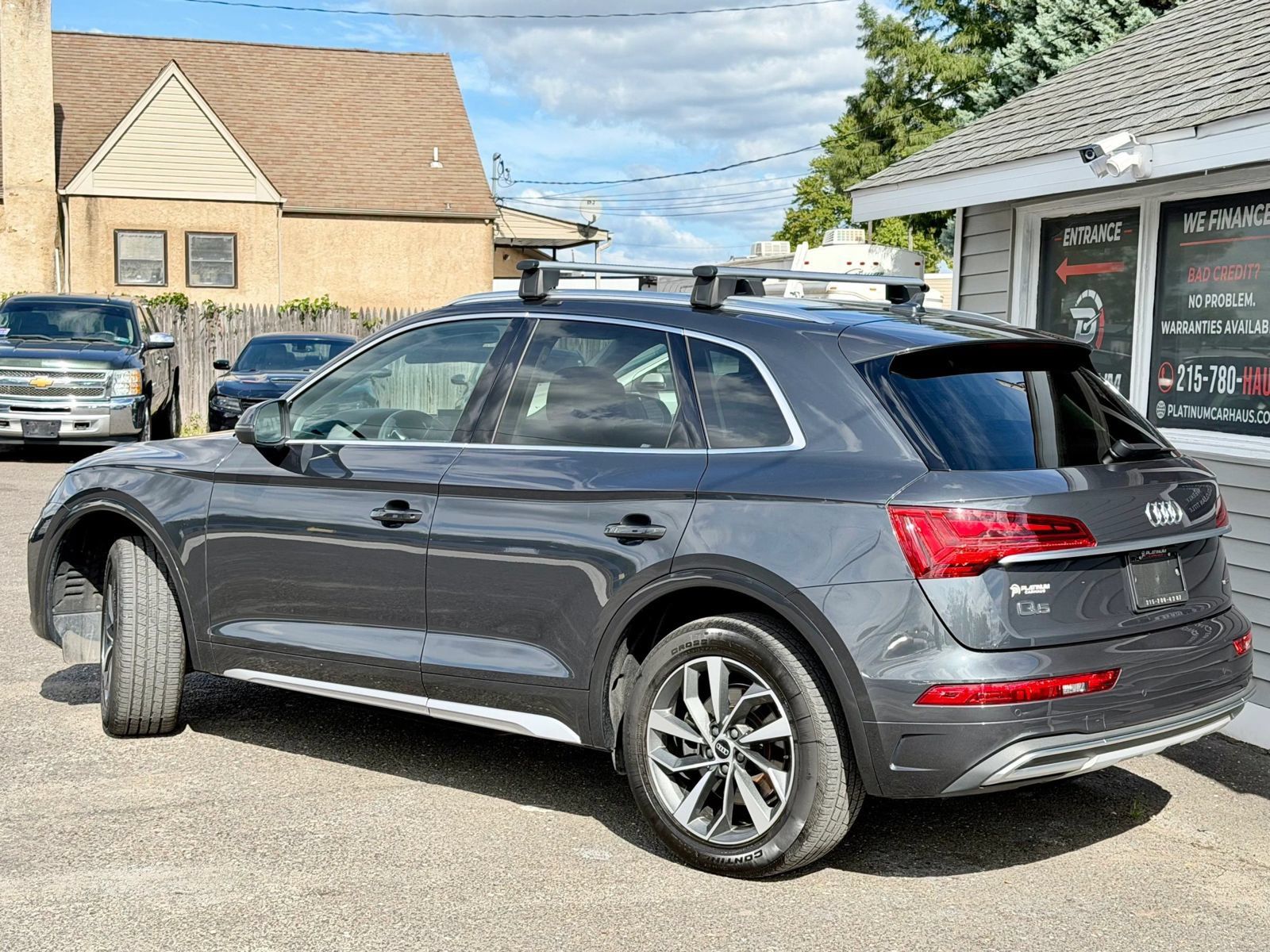 Used 2021 Audi Q5 2.0T Premium w/ Convenience Package AWD/4WD image 4