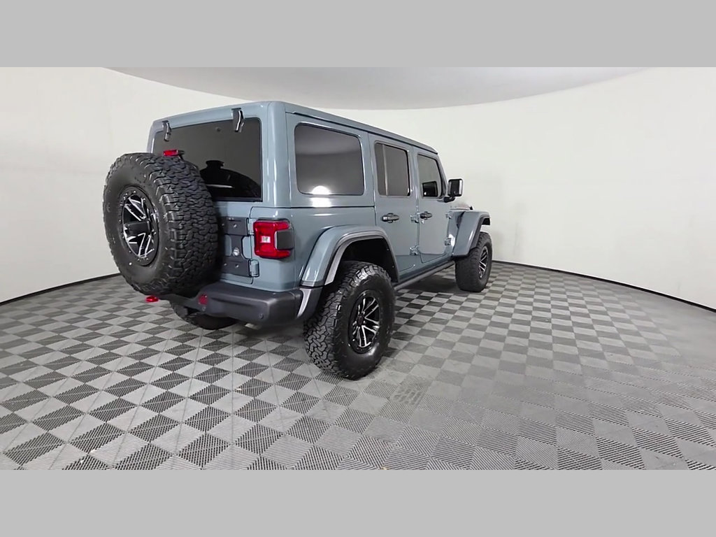 Used 2024 Jeep Wrangler Unlimited Rubicon AWD/4WD image 41