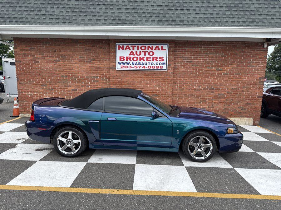 Used 2004 Ford Mustang Cobra RWD image 2