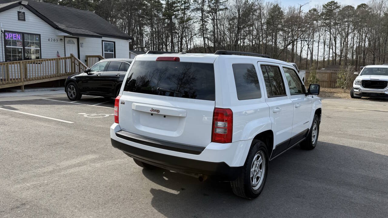 Used 2016 Jeep Patriot Sport w/ Power Value Group FWD image 8