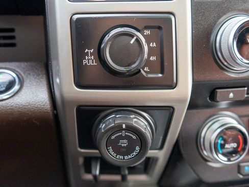 Used 2018 Ford F150 King Ranch w/ Equipment Group 601A Luxury image 23