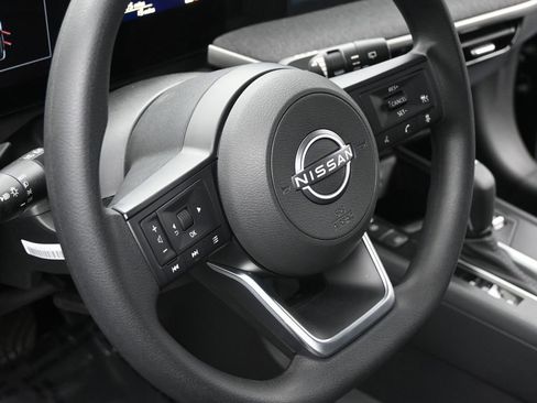 New 2026 Nissan Kicks SV w/ SV Premium Package AWD/4WD image 12