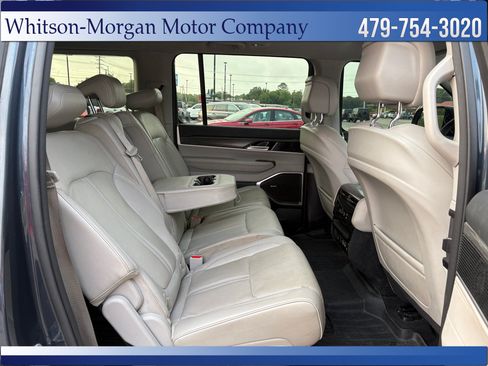 Used 2023 Jeep Wagoneer L Series II AWD/4WD image 43
