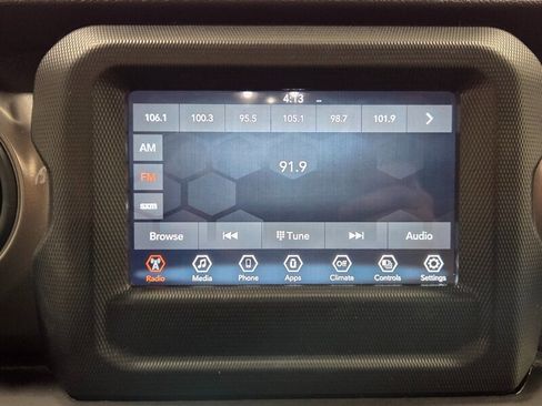 Used 2021 Jeep Wrangler Unlimited Sport AWD/4WD image 35