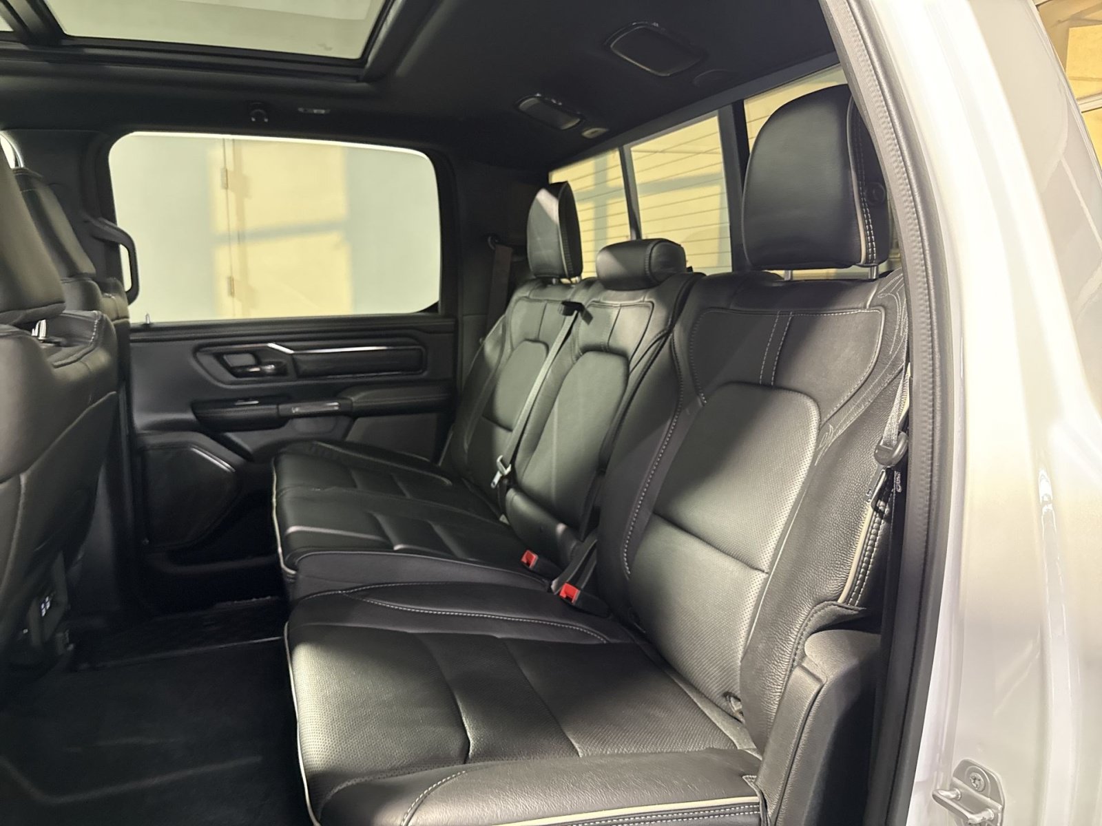 Used 2023 RAM 1500 Limited AWD/4WD image 26