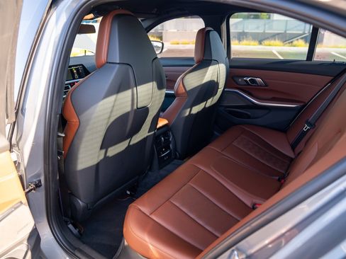 Used 2022 BMW M3 Competition AWD/4WD image 22