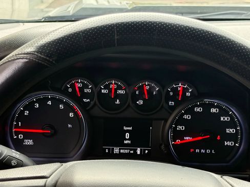 Used 2020 Chevrolet Silverado 2500 Custom w/ Custom Value Package image 16