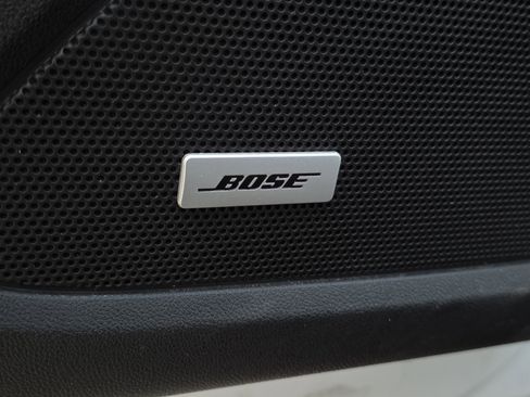 Used 2018 Chevrolet Equinox Premier image 14