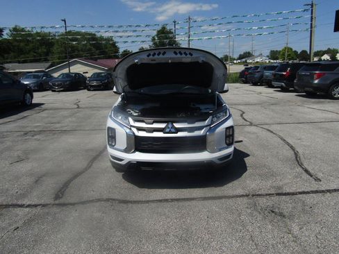Used 2023 Mitsubishi Outlander Sport AWD image 24