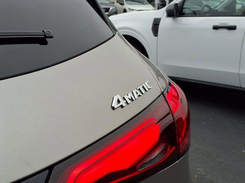 Used 2024 Mercedes-Benz GLC 300 4MATIC image 35