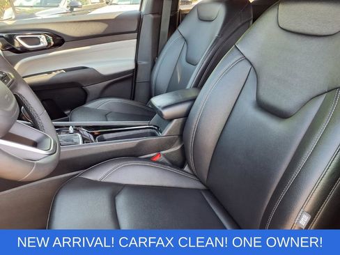 Used 2025 Jeep Compass Limited AWD/4WD image 3