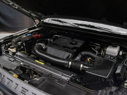 Used 2024 Nissan Frontier PRO-4X w/ Off-Road Protection Package image 28