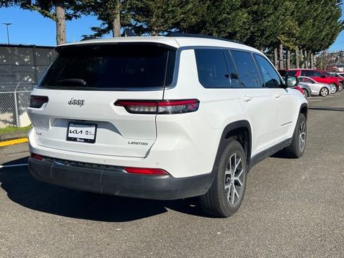 Used 2024 Jeep Grand Cherokee L Limited w/ Luxury Tech Group II image 8