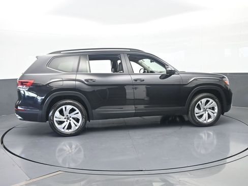 Used 2021 Volkswagen Atlas SE w/ Panoramic Sunroof Package FWD image 7