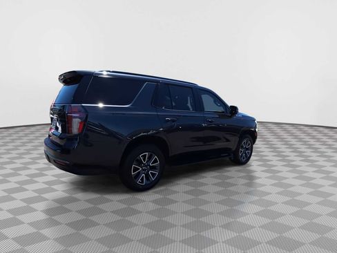 Used 2022 Chevrolet Tahoe Z71 w/ Luxury Package AWD/4WD image 8
