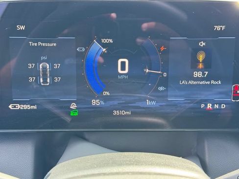 Used 2026 Chevrolet Equinox EV LT w/ Convenience Package II AWD/4WD image 19