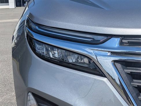 Used 2024 Chevrolet Equinox LT image 10