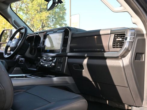 Used 2025 Ford F250 Lariat w/ Chrome Package AWD/4WD image 24