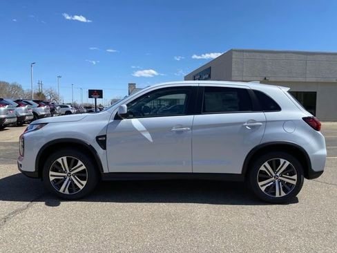 New 2026 Mitsubishi Outlander Sport ES image 2