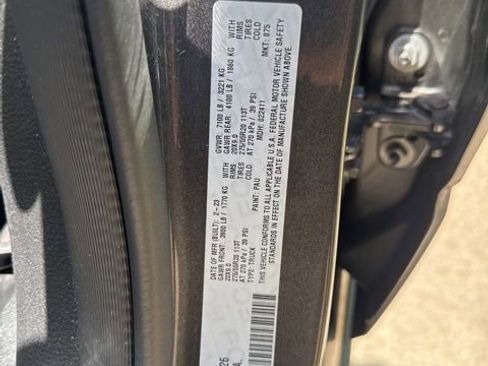 Used 2023 RAM 1500 Laramie AWD/4WD image 31