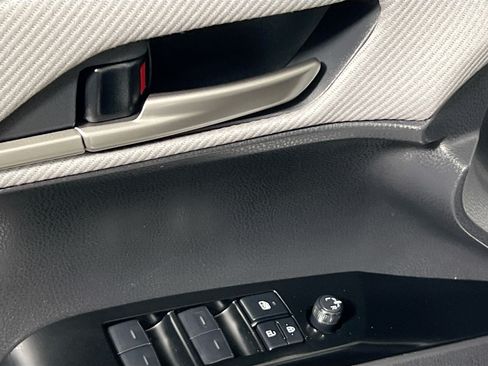 Used 2026 Toyota Camry SE FWD image 16