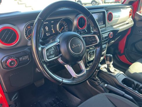 Used 2020 Jeep Wrangler Unlimited Sahara image 5