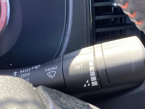 Used 2024 Nissan Frontier PRO-4X w/ Technology Package AWD/4WD image 21