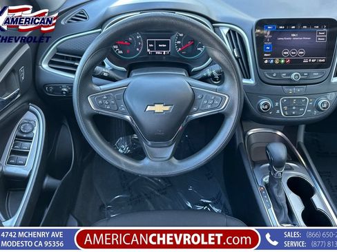 Used 2023 Chevrolet Malibu LT FWD image 18